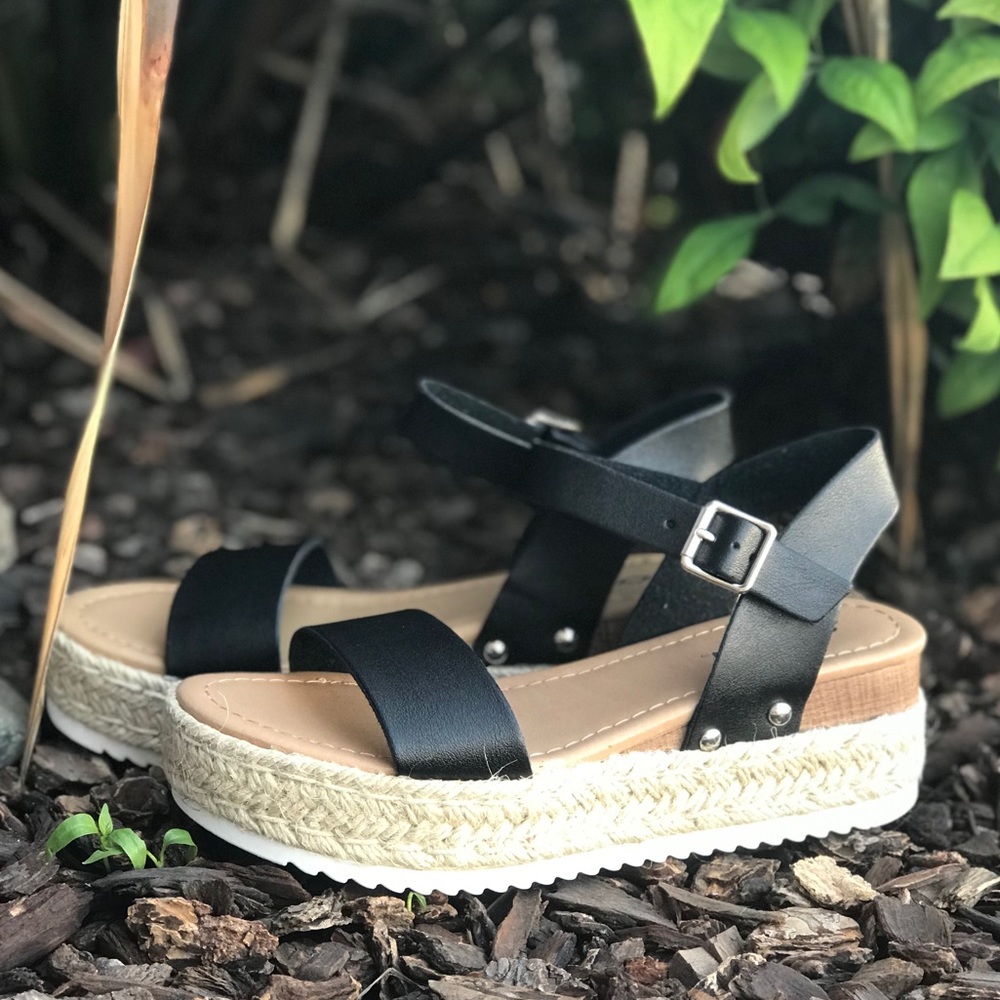 Black buckle strap espadrille sandal - Picture 2 of 7